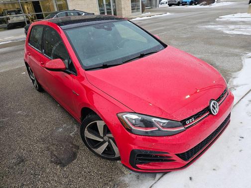 2018 Volkswagen Golf GTI 2.0T S 4-Door