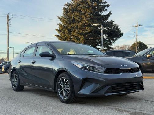 2022 Kia Forte LXS