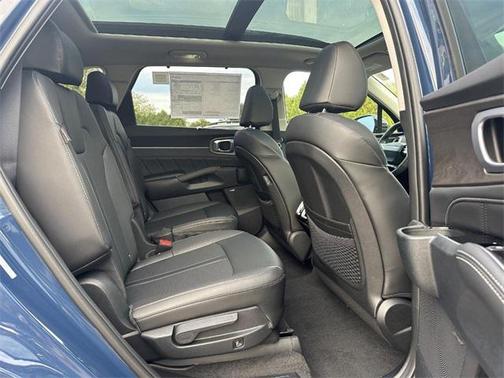 2026 Kia Sorento SX