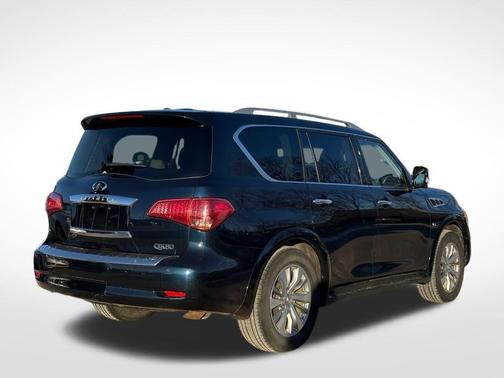 2017 INFINITI QX80 Base