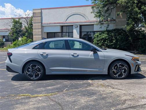 2025 Kia K5 GT-Line