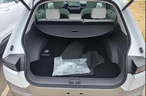 Atlas White 2024 Hyundai IONIQ 5 Limited