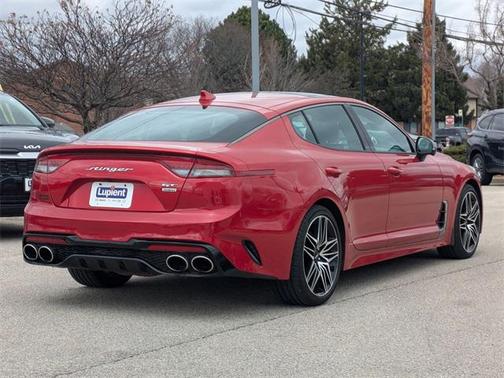 2022 Kia Stinger GT2