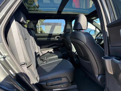 2026 Kia Sorento Hybrid SX Prestige