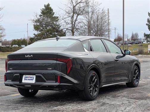 2025 Kia K4 GT-Line Turbo