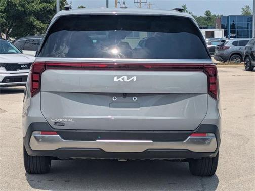 2025 Kia Carnival SX