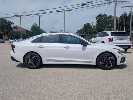 2025 Kia K5 GT-Line