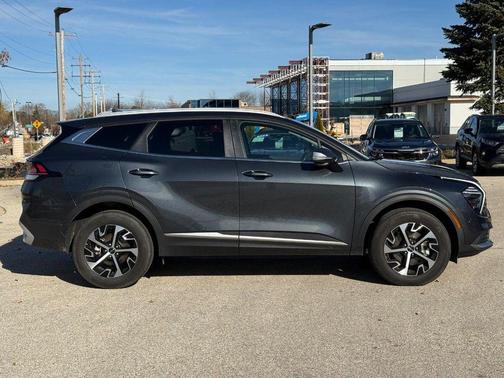 2024 Kia Sportage EX