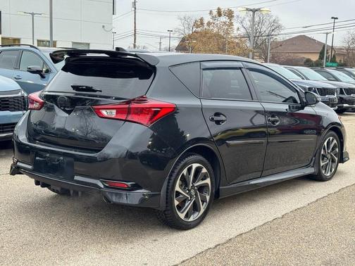 2016 Scion iM Base