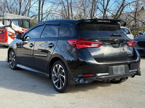 2016 Scion iM Base