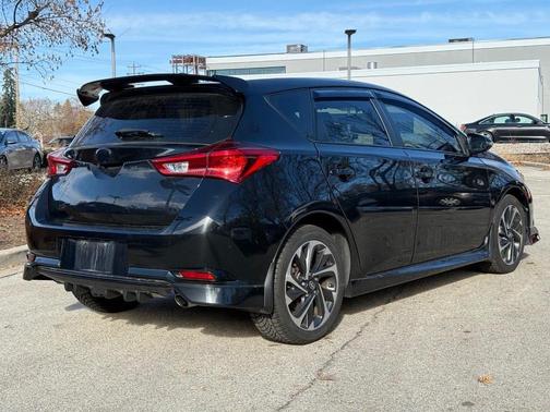 2016 Scion iM Base