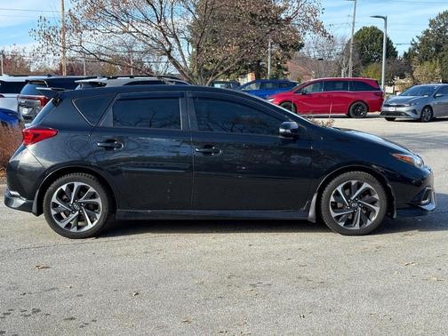 2016 Scion iM Base
