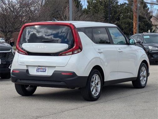 2022 Kia Soul LX