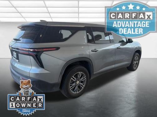 2024 Chevrolet Traverse LS