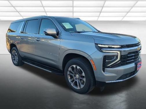 2025 Chevrolet Suburban LS