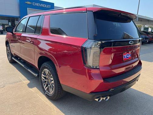 2025 Chevrolet Suburban 4WD Z71