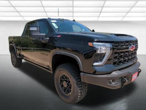 2025 Chevrolet Silverado 2500 4WD Crew Cab Standard Bed ZR2