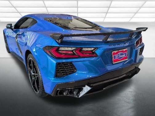 2025 Chevrolet Corvette Stingray w/2LT