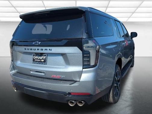 2025 Chevrolet Suburban RST