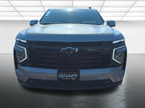 2025 Chevrolet Suburban RST