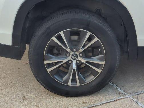 2019 Toyota Highlander LE Plus