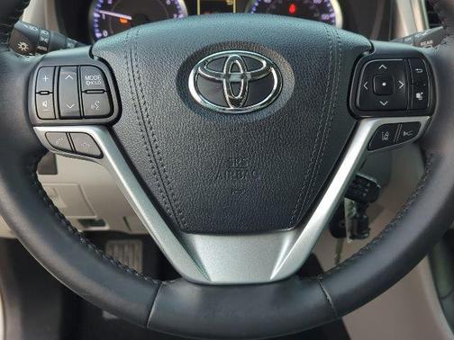 2019 Toyota Highlander LE Plus