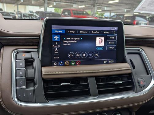 Iridescent Pearl Tricoat 2021 Chevrolet Tahoe 4WD High Country