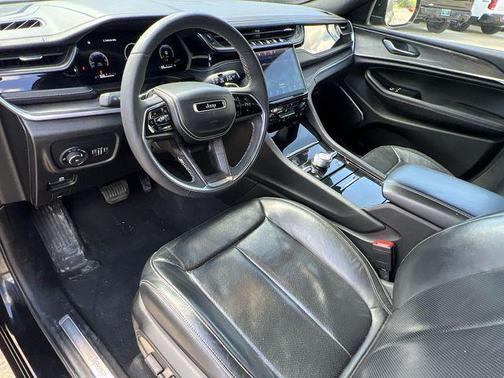 2023 Jeep Grand Cherokee L Overland