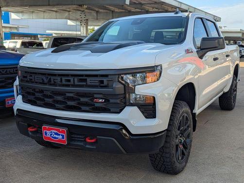 2025 Chevrolet Silverado 1500 Custom Trail Boss