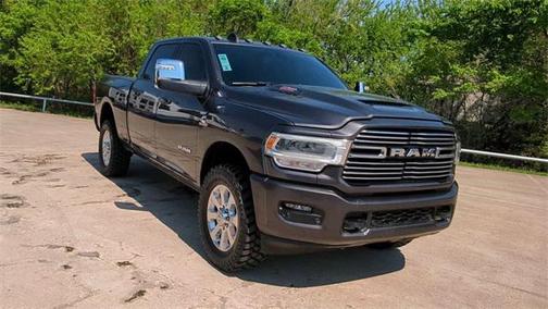 2023 RAM 2500 Laramie Crew Cab 4x4 6'4' Box