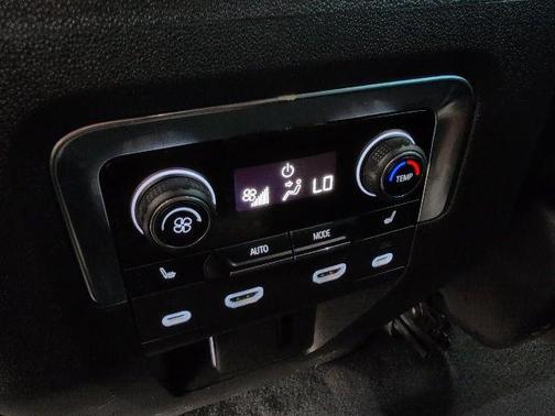2022 Chevrolet Suburban 4WD Z71