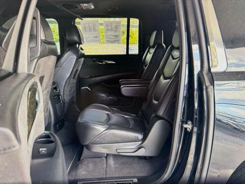 2020 Cadillac Escalade ESV Platinum