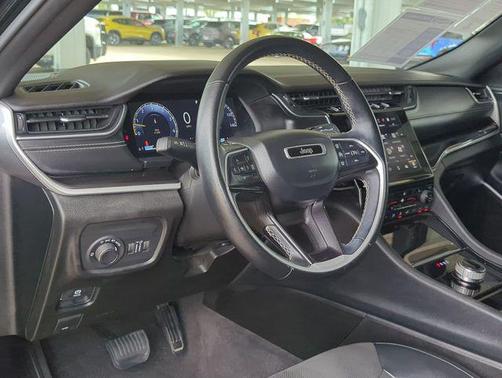 2021 Jeep Grand Cherokee L Altitude