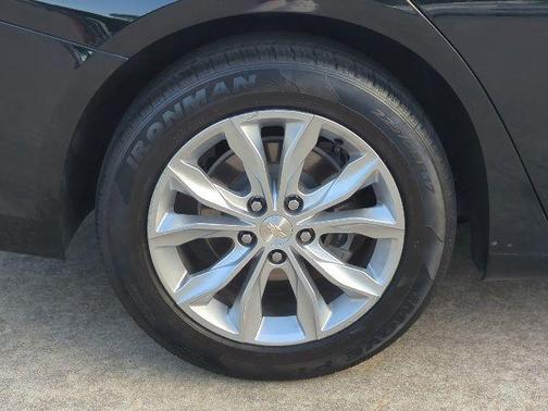 2020 Chevrolet Malibu FWD LT