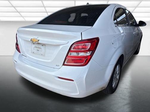 2017 Chevrolet Sonic LT