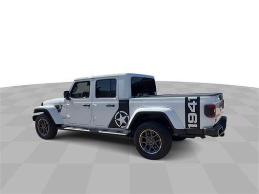 2021 Jeep Gladiator Overland