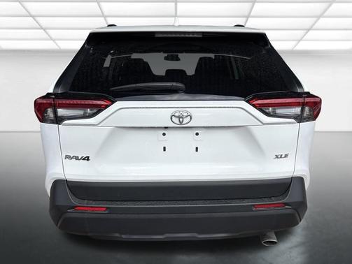 White 2022 Toyota RAV4 XLE