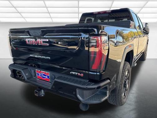 2025 GMC Sierra 2500 AT4
