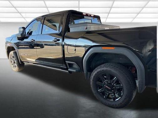 2025 GMC Sierra 2500 AT4