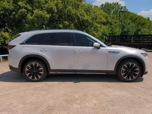 2024 Mazda CX-90 PHEV Premium