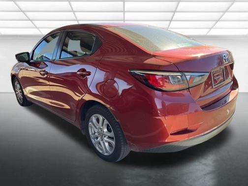 2017 Toyota Yaris iA Base