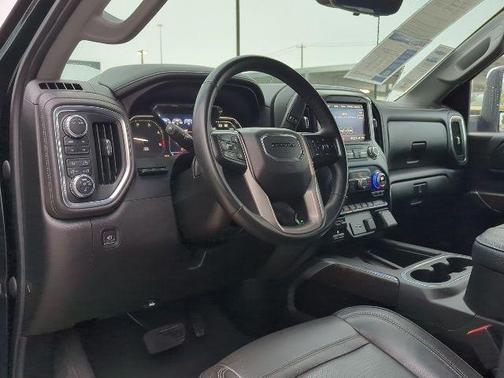 2023 GMC Sierra 2500 Denali