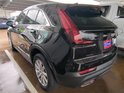 2022 Cadillac XT4 Luxury