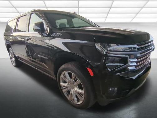 2022 Chevrolet Suburban 4WD High Country