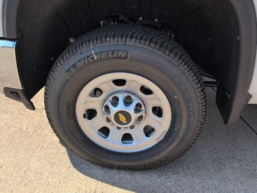 2025 Chevrolet Silverado 3500 WT