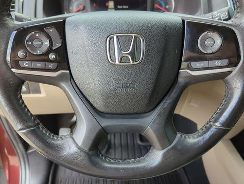 2022 Honda Pilot Touring 8-Passenger