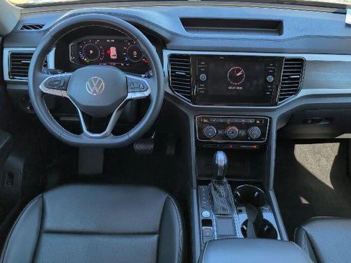 2022 Volkswagen Atlas 3.6L SE w/Technology