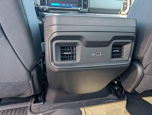 White Sands 2026 Chevrolet Silverado 1500 RST