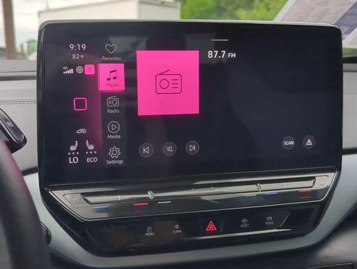 2023 Volkswagen ID.4 Pro