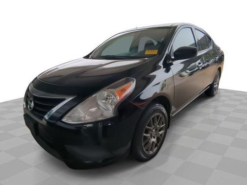 2017 Nissan Versa 1.6 S+